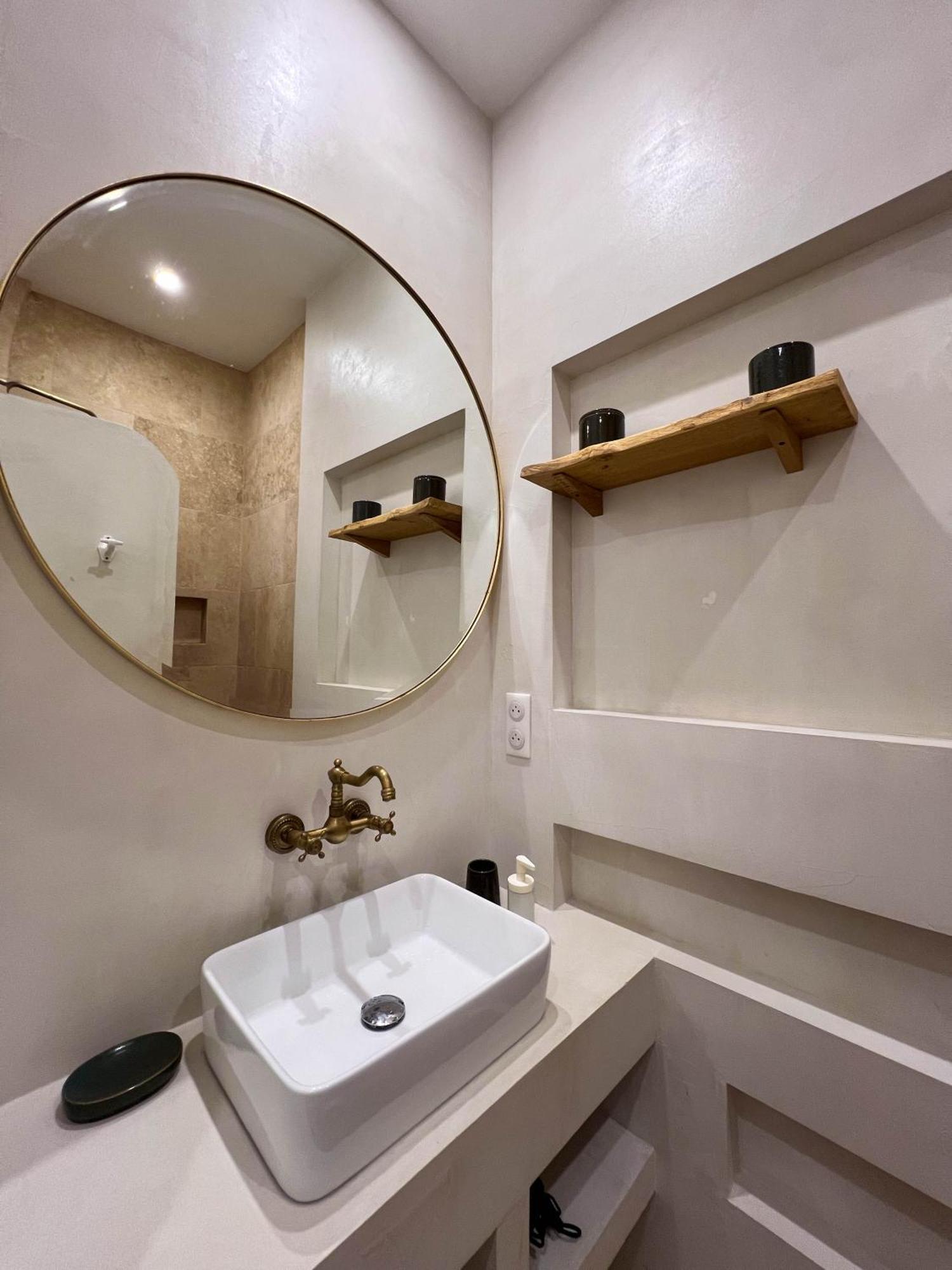 Apartamento Chic Et Boheme A Endoume, A Deux Pas Du Vieux-Port Marsella Exterior foto